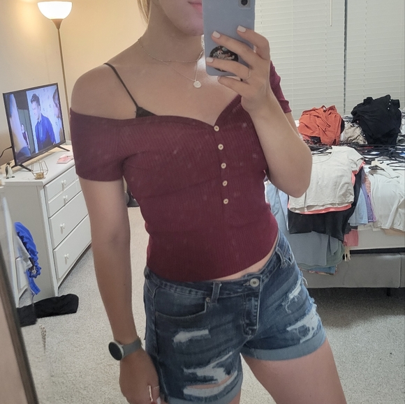 Red Crop Top - Picture 3 of 6